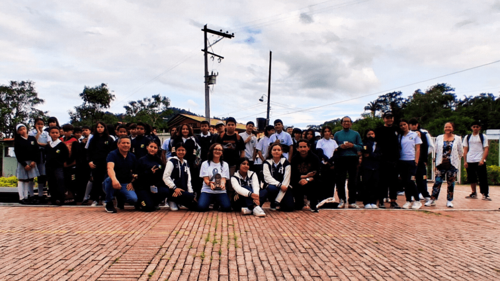 En la IERD Cartagena: Nadie podrá llevar por encima de su corazón a&nbsp;nadie